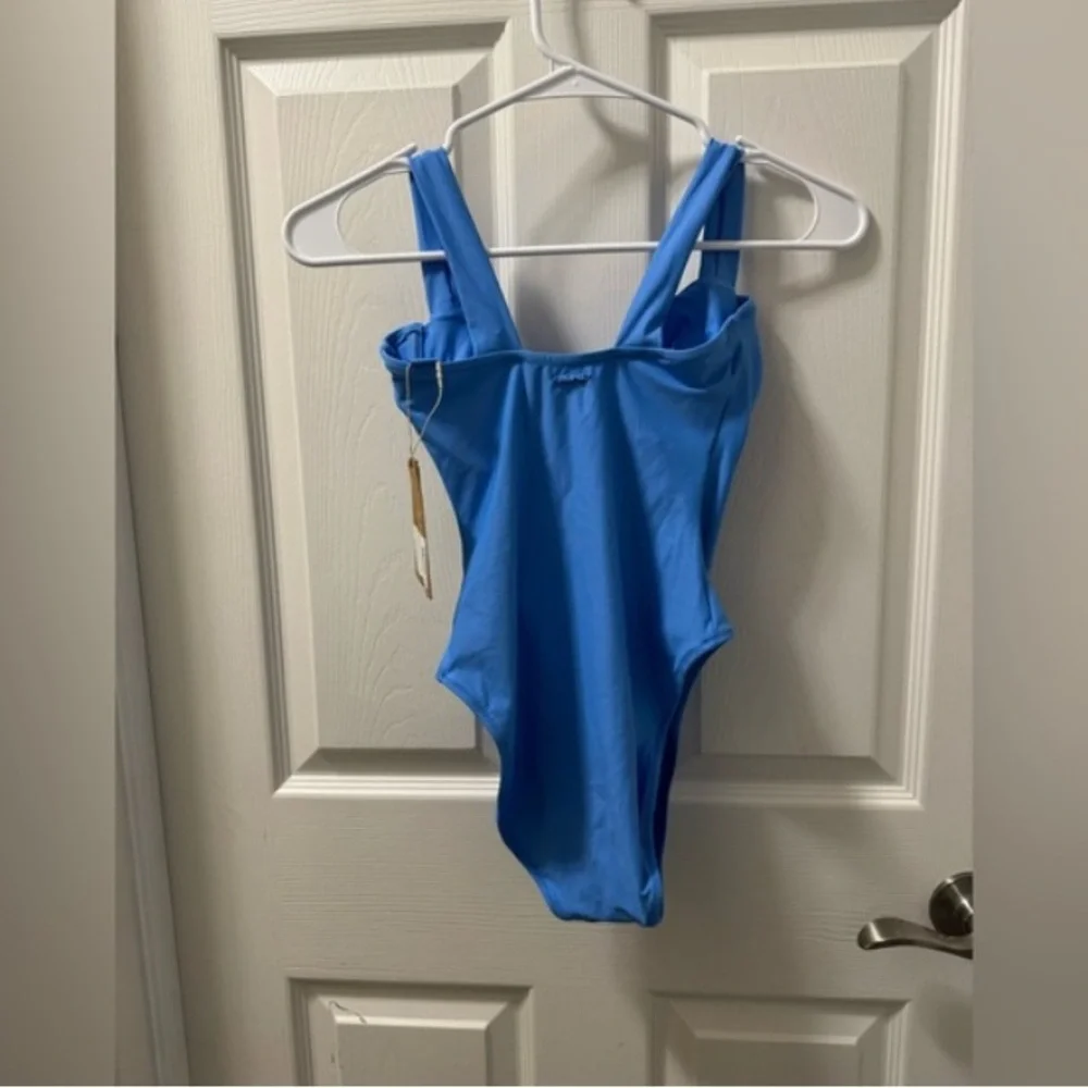SKIMS Tide Underwire One Piece Swimsuit M